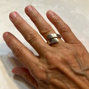 Vintage Sterling Silver Wrap Around Ring Marked NF 925 by Artist Thailand 6 3/4”